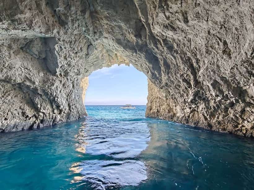 Keri Caves