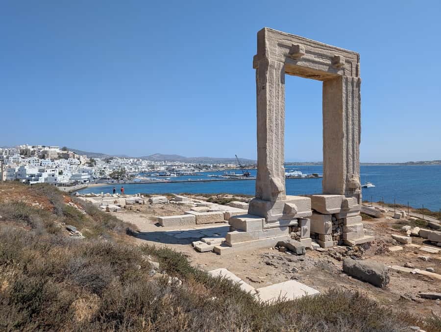 Naxos vs Paros: Which Cyclades Island Is Right for You?
