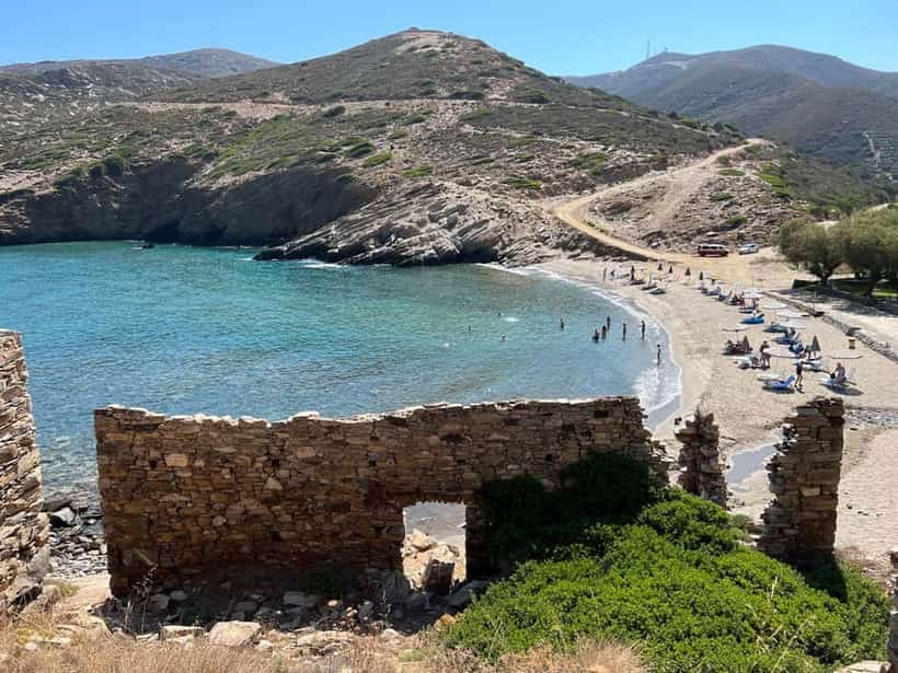 Aliki beach