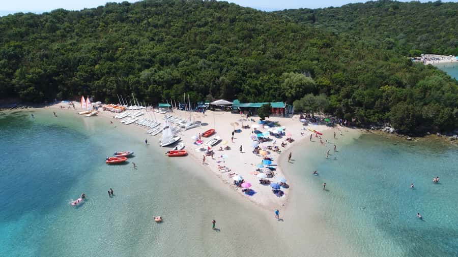 Bella Vraka Beach