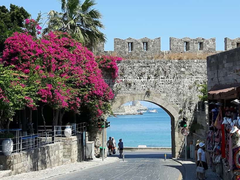 Sachtouri Beach