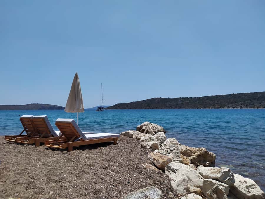 Vivari-small beaches Vivari-mikres paralies