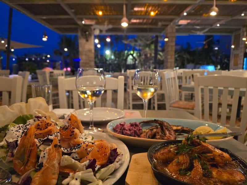 Almira Beach Bar Restaurant Chania — 2