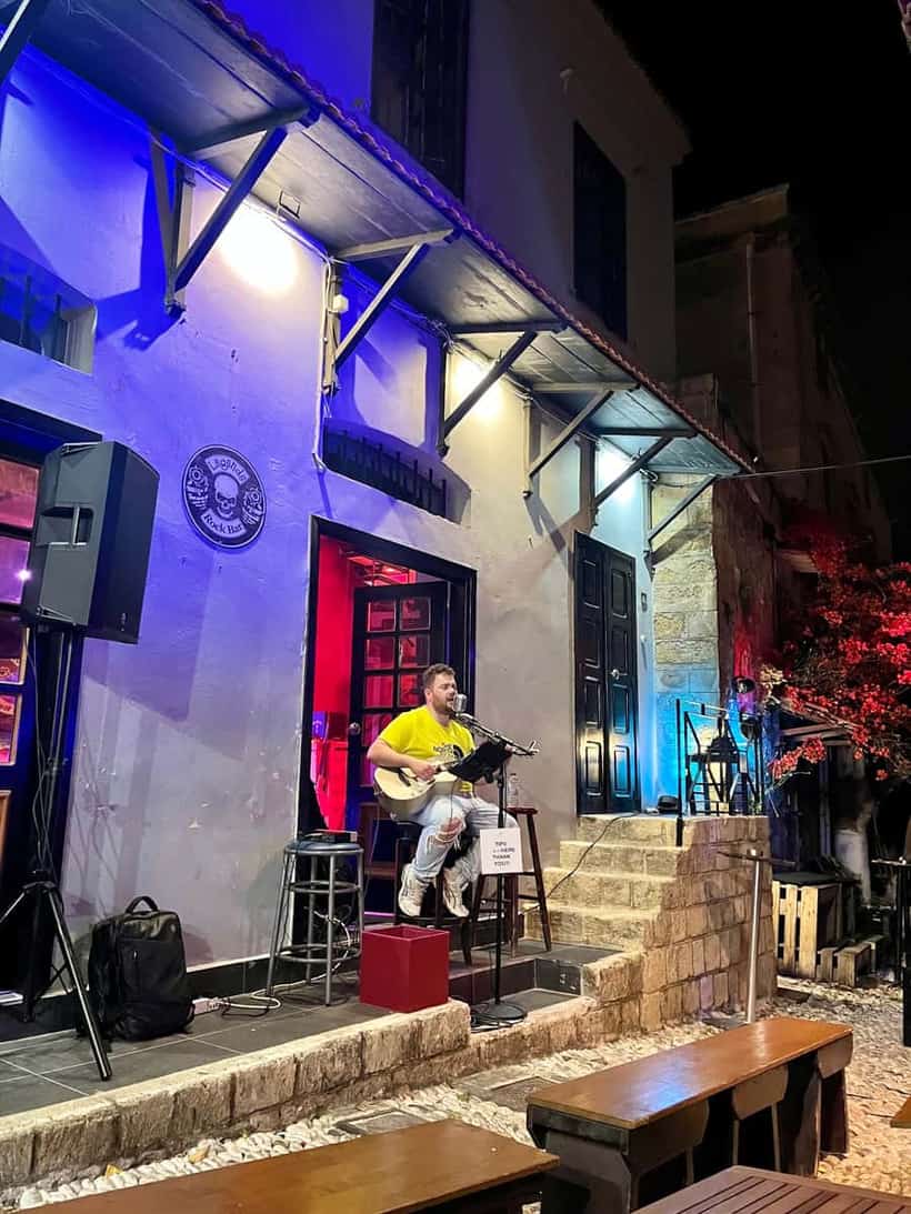 Legends Rock Bar