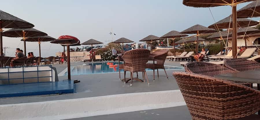 Lioyerma Sunset Pool Bar Oia