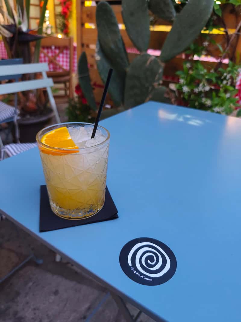 Spira cocktail bar — 2