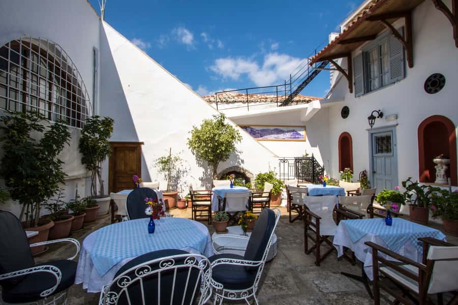 ACHILLEAS PENSION
