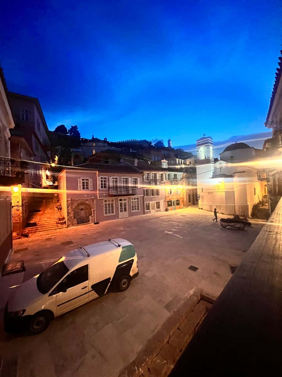 AETOMA Traditional Hotel Guesthouse