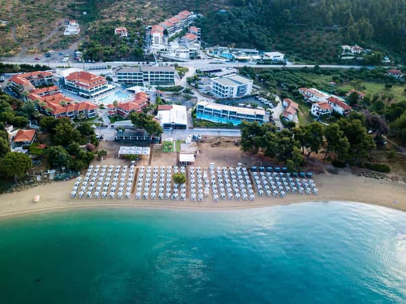 Lagomandra Beach Hotel