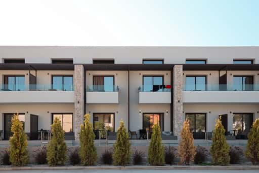 LAN-GO LUXURY LIVING Sivota