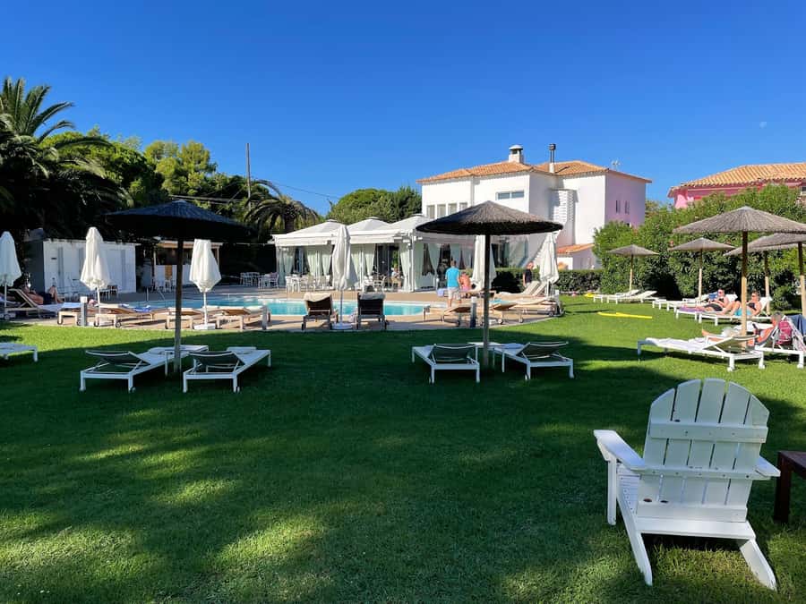 Mandraki Village boutique hotel