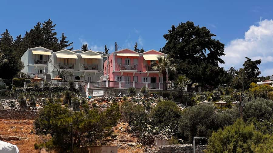 Niriides Hotel & Apartments
