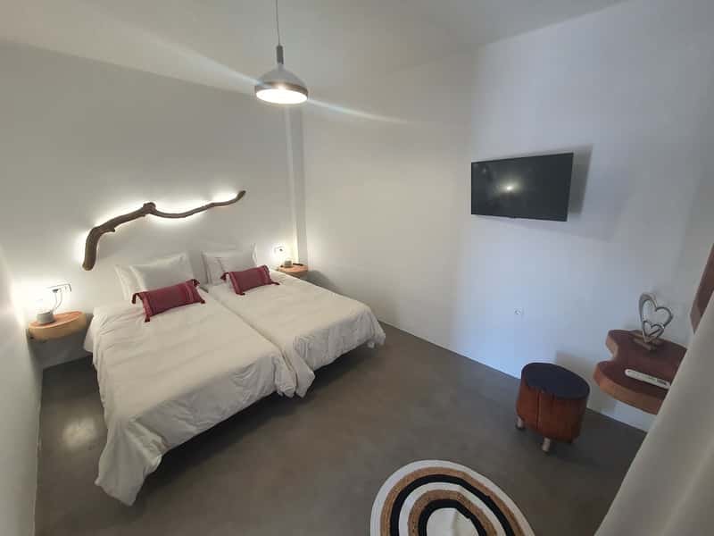 Niriides Hotel & Apartments — 2