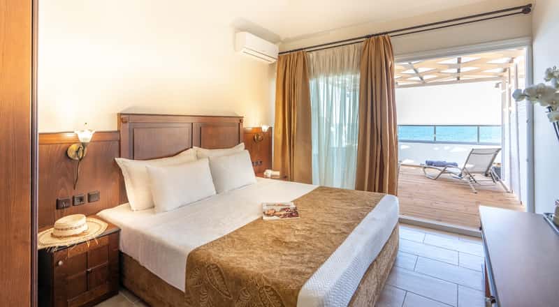 Paralia Beach Boutique Hotel — 2