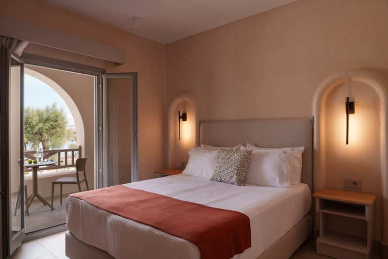 Salt Suites Paros — 2