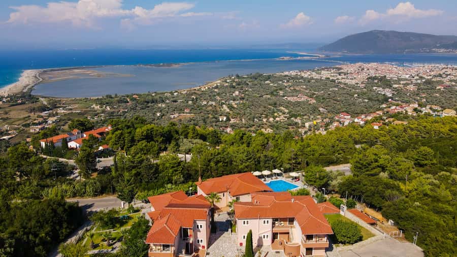 Semiramis Lefkada