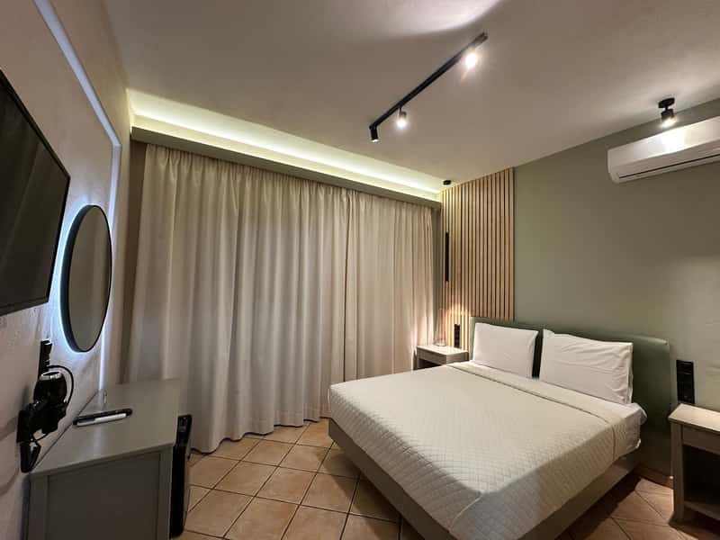 Semiramis Lefkada — 2
