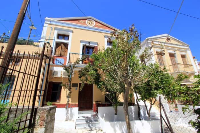 Symi Center Rooms