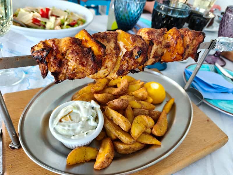 Captain's Corner Taverna — 2