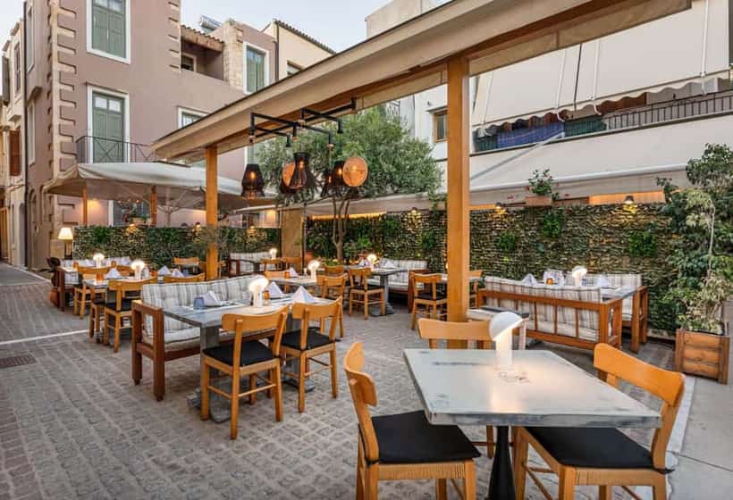 Corina Restaurant