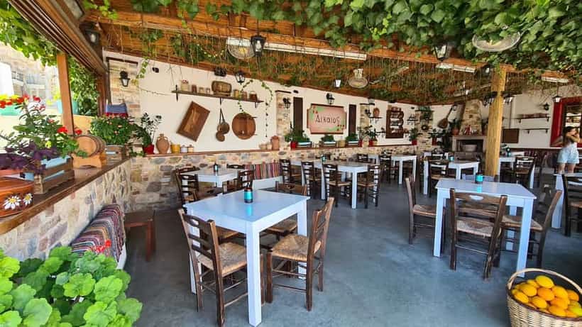 Dikeos Taverna