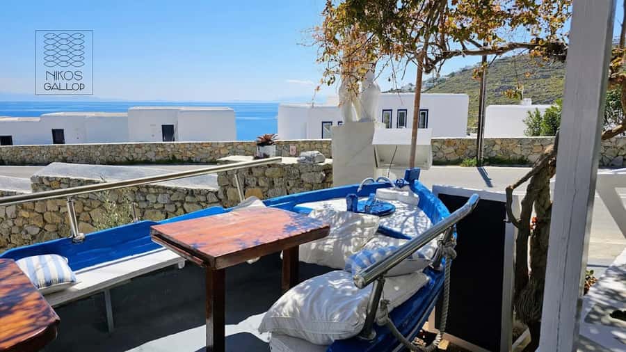 Nikos Gallop Restaurant