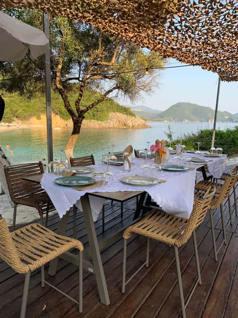 Oliva Beach Bar-Seafood Restaurant