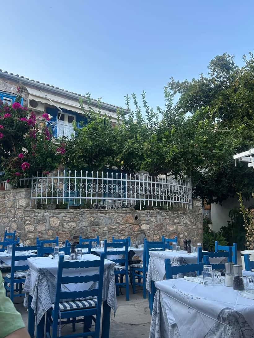 Pirofani Restaurant