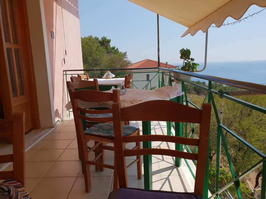 Stou Kotsou – Traditional Taverna Sunset View Farsa
