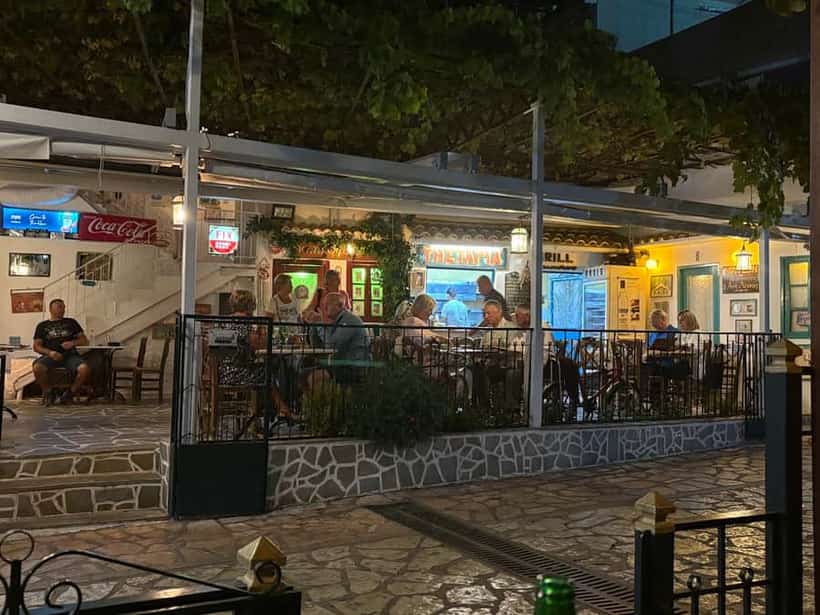 Taverna OASIS Lekkas