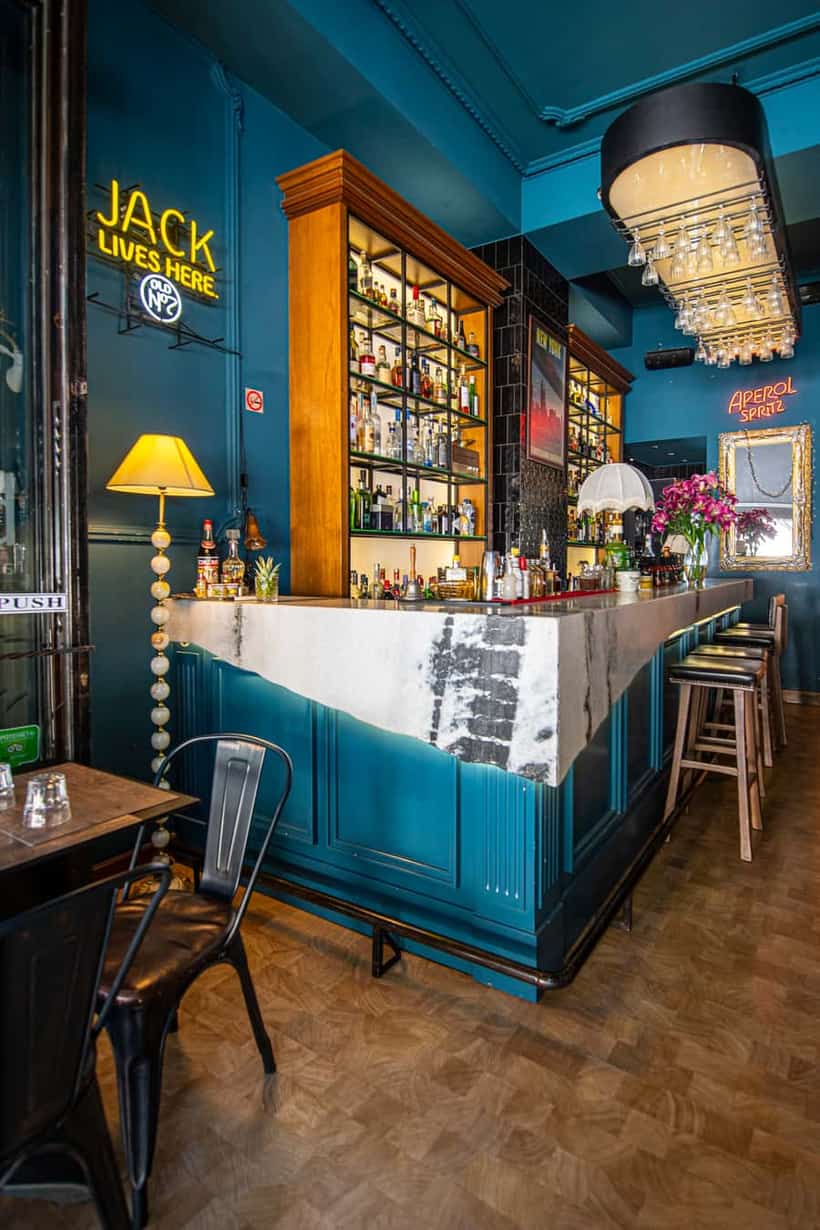 Yard restaurant