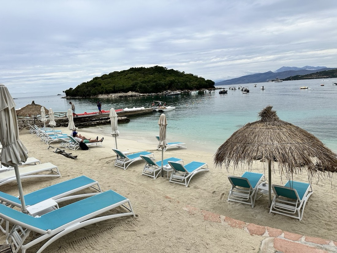Bora Bora-Beach 2