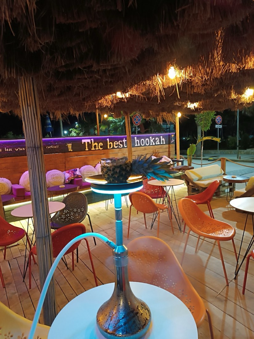 Buzë Bar