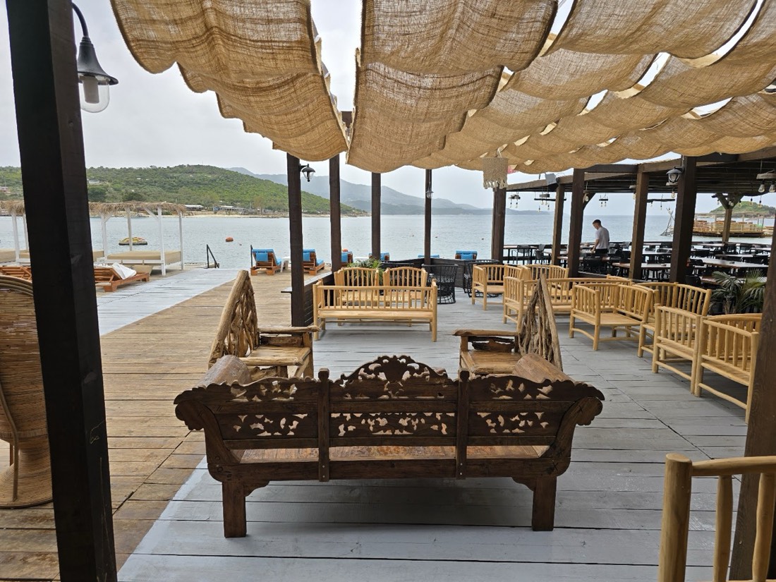 Pearl Beach Club 2