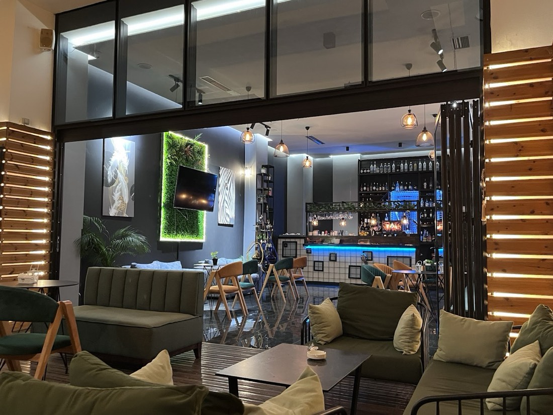 Tropicana Lounge