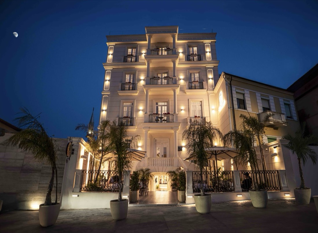 Art Gallery Boutique Hotel 2