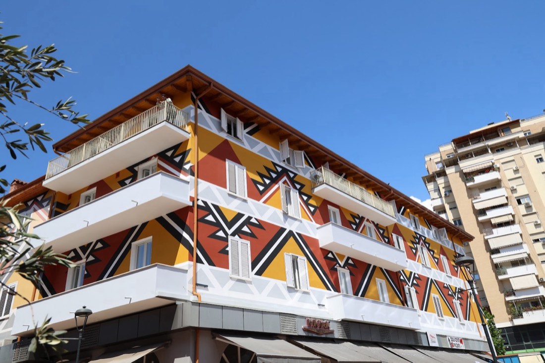 Bazaar Hotel 2