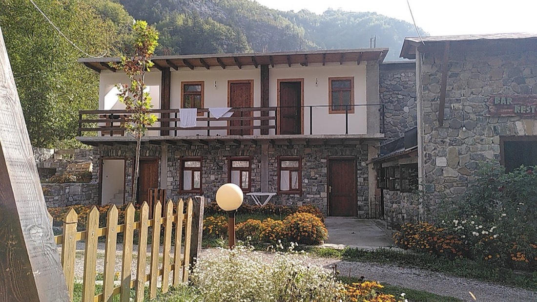 Guest House Flodisa