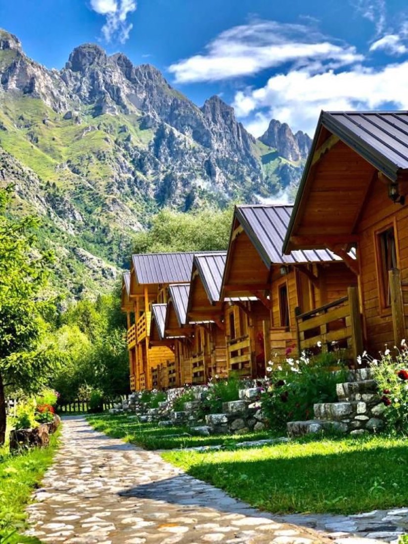 Jezerca Guesthouse