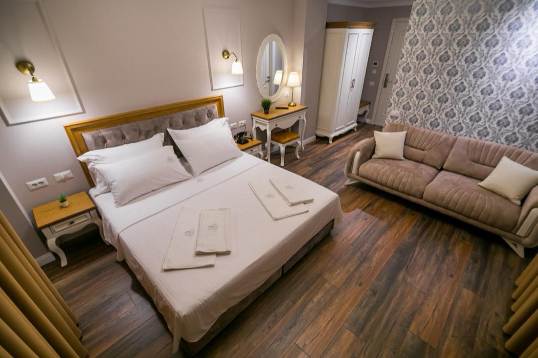Legacy Hotel 2