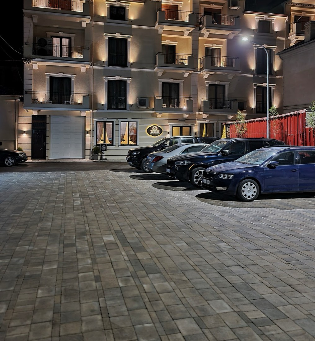 Legacy Hotel