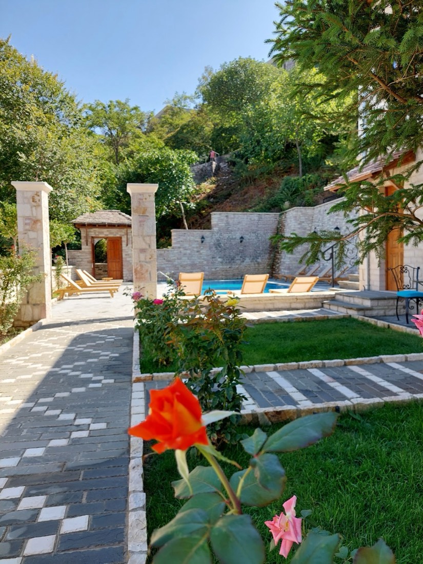 Rose Garden Hotel, Gjirokastër