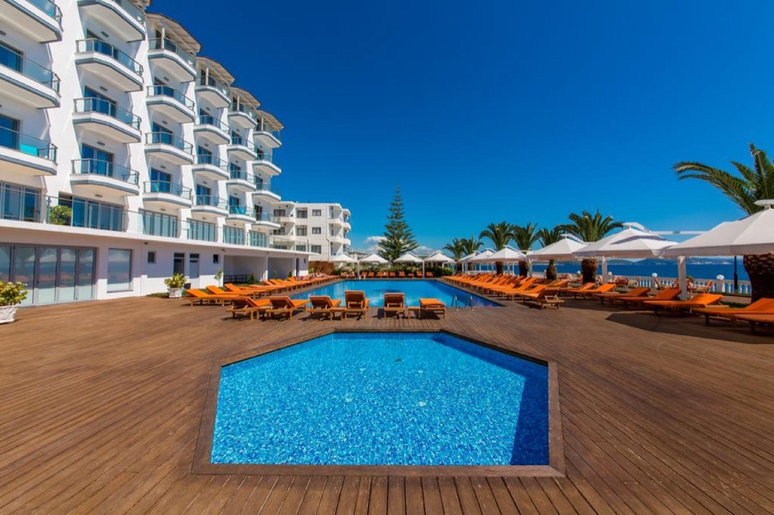 Saranda Palace 2