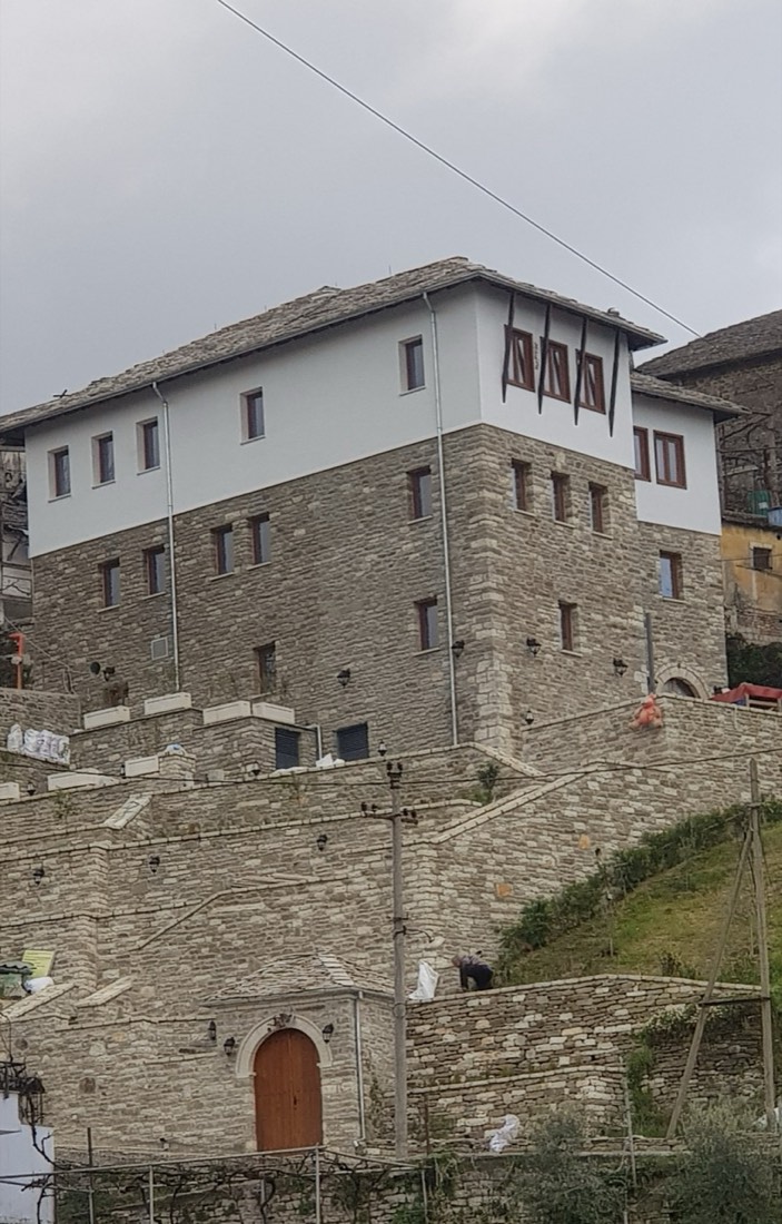 The Stone Sky hotel & restaurant