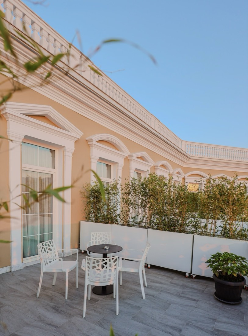 TRIBUTE HOTEL, Shkoder cvv
