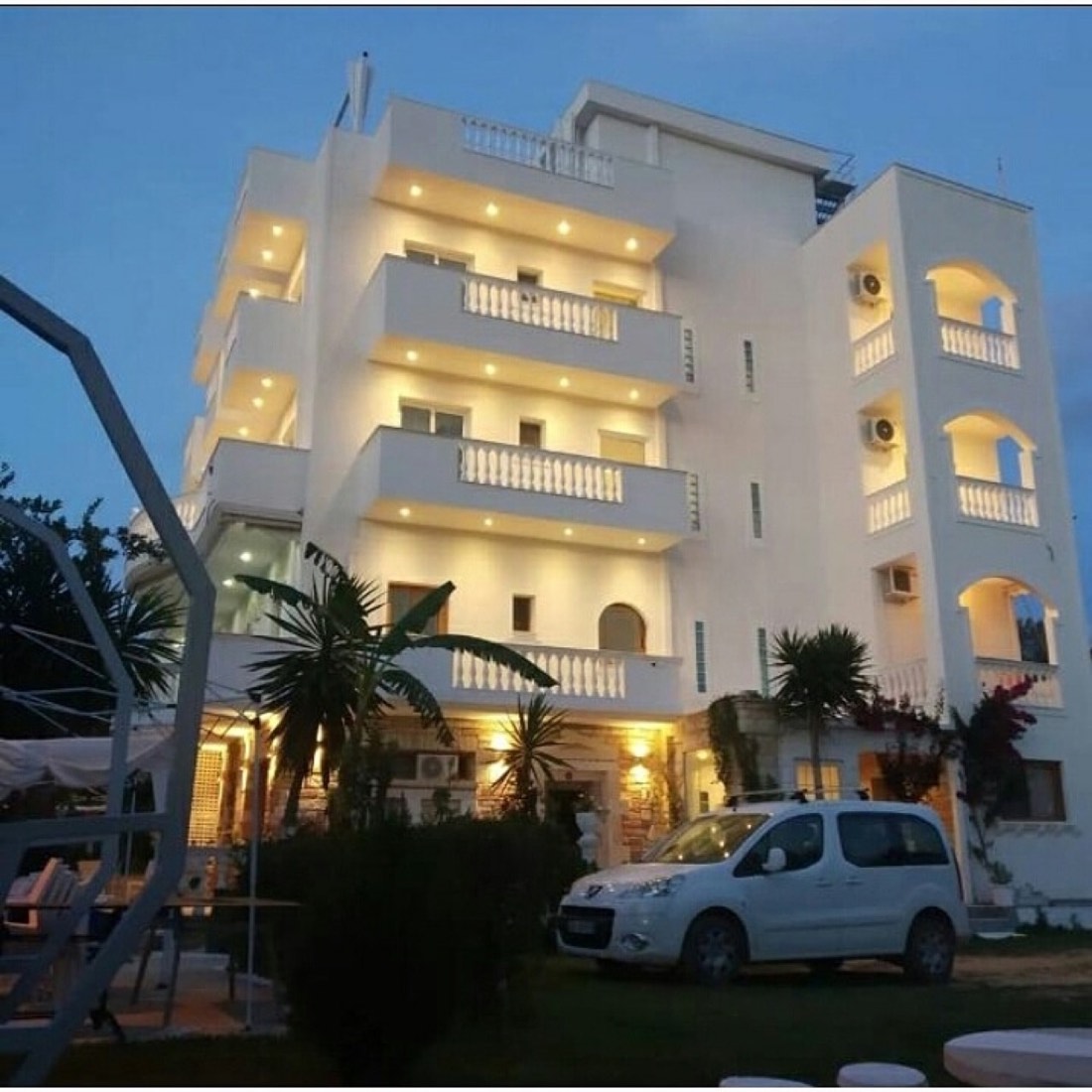 Vasiliu Boutique Hotel Ksamil 2