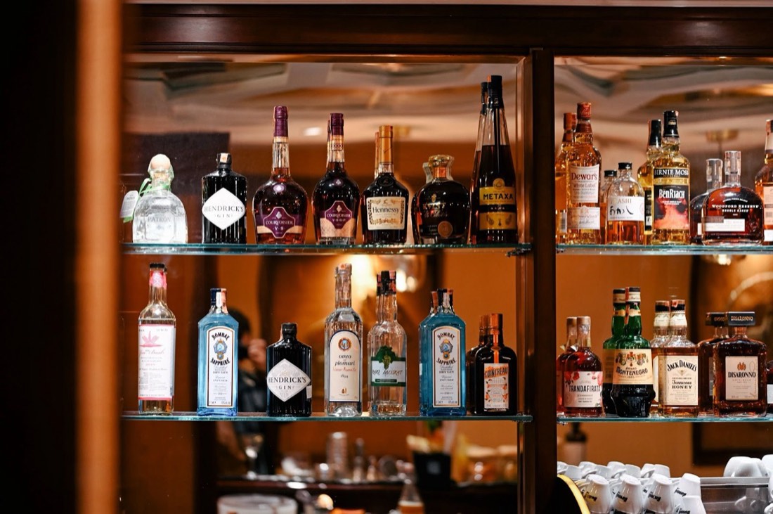 Bitter Bistro Bar & Restaurant 2