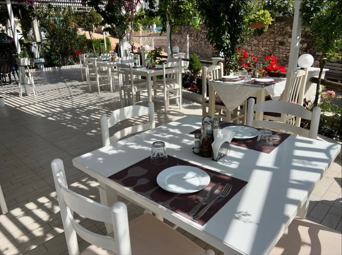 Bon Appetit Restaurant