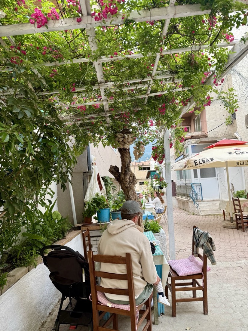 Cafe Kanda 2