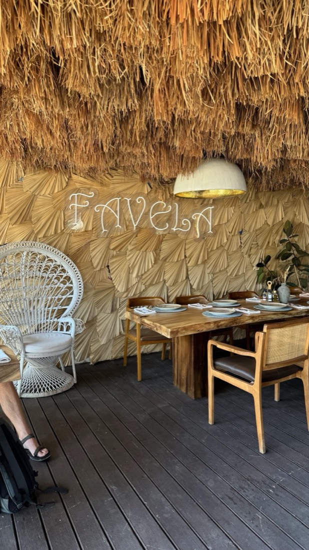 Favela Jale Beach Bar 2